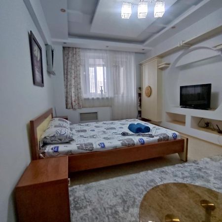 X,Ata Apartment Almaty Ngoại thất bức ảnh