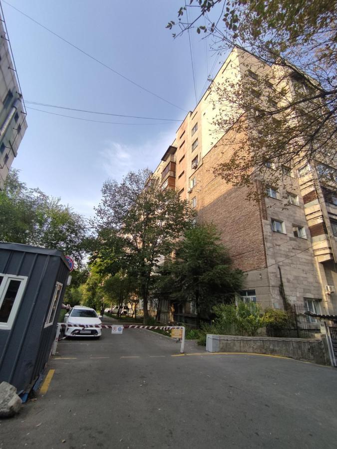 X,Ata Apartment Almaty Ngoại thất bức ảnh