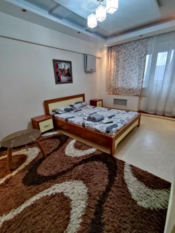 X,Ata Apartment Almaty Ngoại thất bức ảnh